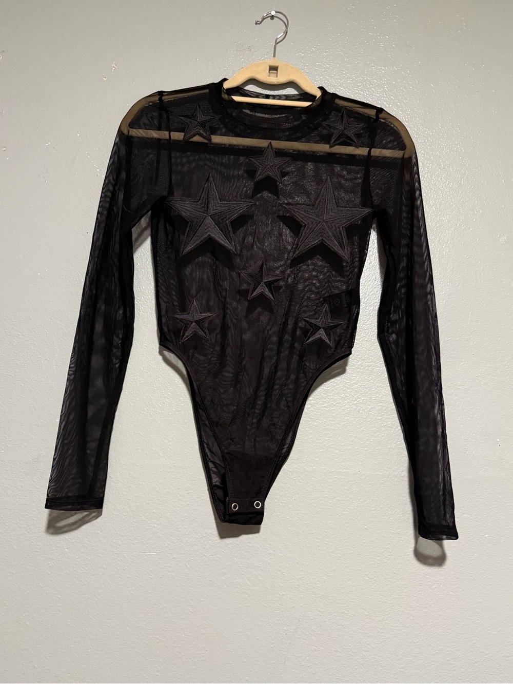 Good American Black Star Appliqué Sheer Long Sleeve Bodysuit size 0